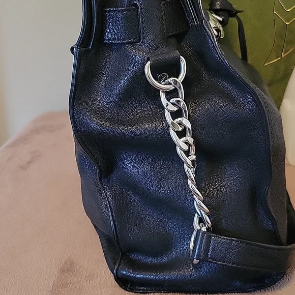 Micheal Kors Hamilton - Picture 9 of 12